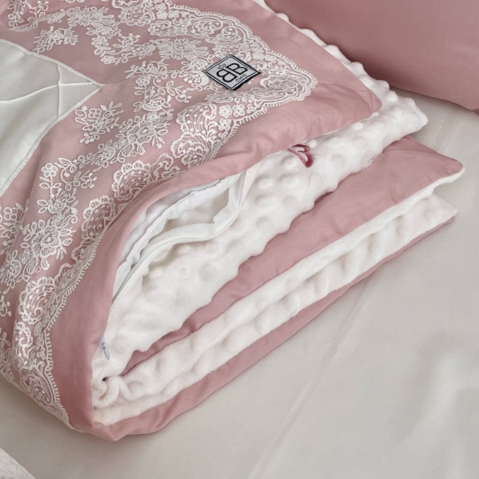 Set lenjerie Patut Copii Bebe 8 piese Classic Roz (9)